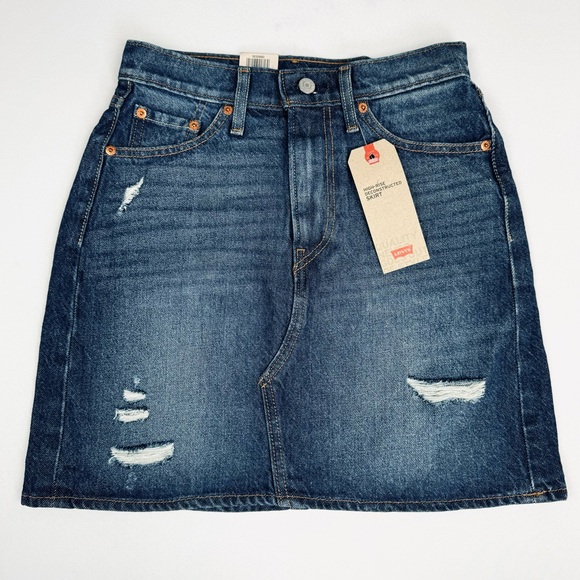 NWT Levi’s High Rise Deconstructed Mini Jean Skirt - Picture 4 of 11